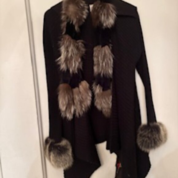 Fur trimmed draped cardigan - Picture 5 of 8